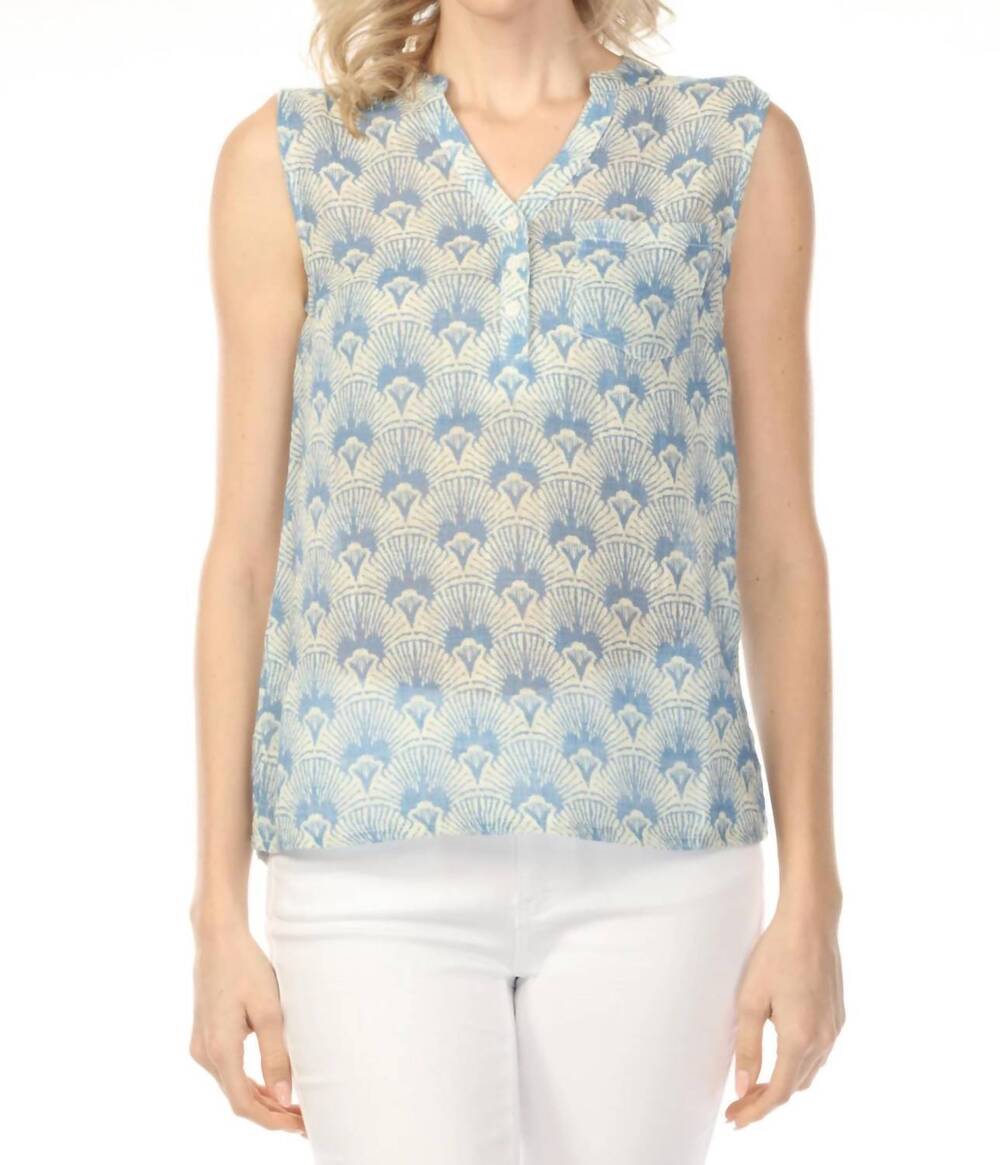 NEW CHARLIE B printed gauze sleeveless shirt in tapestry